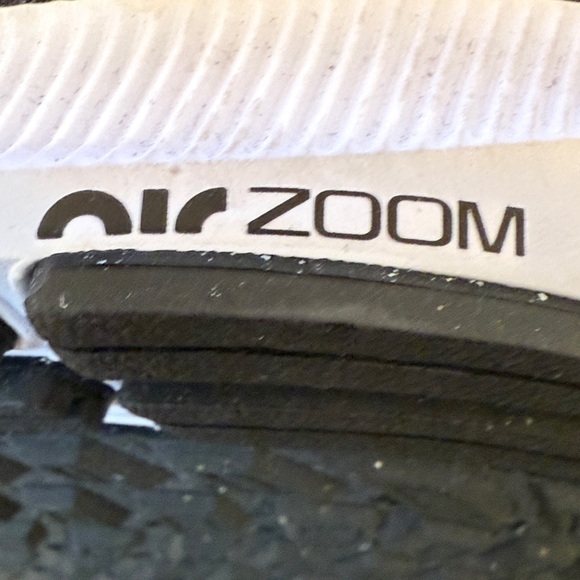 Nike Womens Zoom Pegasus 38 Black and White Athletic Shoes - Picture 6 of 8